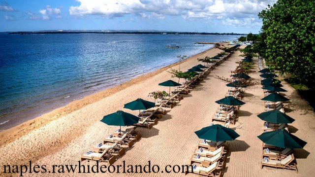 Menyelami Keindahan Pantai Benteng Marmi Tempat Santai