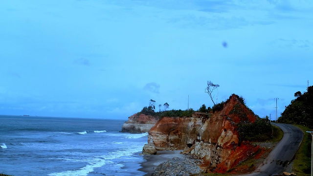 Urai Paradise: Eksotisme Pantai dan Danau dalam Satu Destinasi Wisata Bengkulu Utara